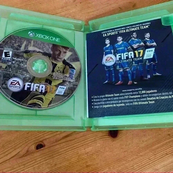FIFA 17 Xbox One - Picture 3 of 4